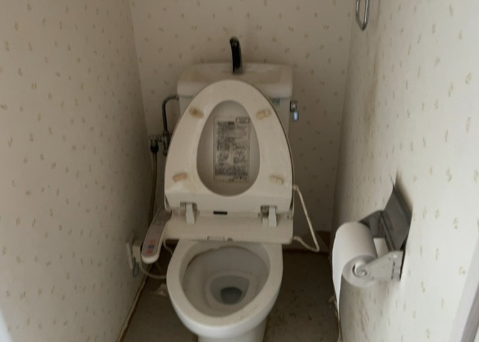 トイレは大きさや形、機能、抗菌性などが異なる多種多彩なタイプが各メーカーから出ています。それぞれに良さがあるため、事前にどういったタイプのトイレがいいのかをご家庭内で決めて、内見に行くといいでしょう。