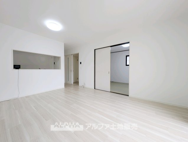 ゆったり過ごせるリビングです