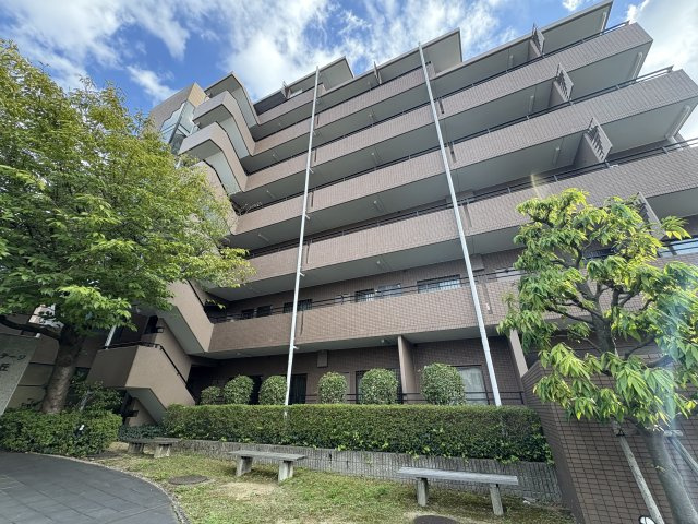 外観：327002110584