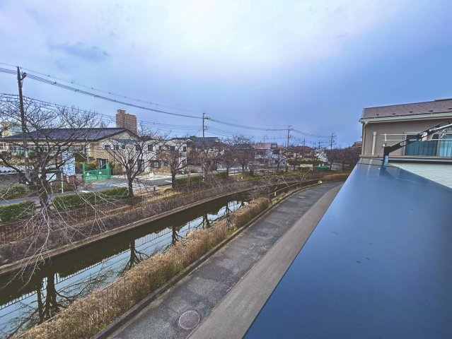 春には満開の桜がご自宅のバルコニーで楽しめます♪