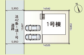 ゆとりある敷地設計。駐車スペースや庭もバランスよく配置されています。