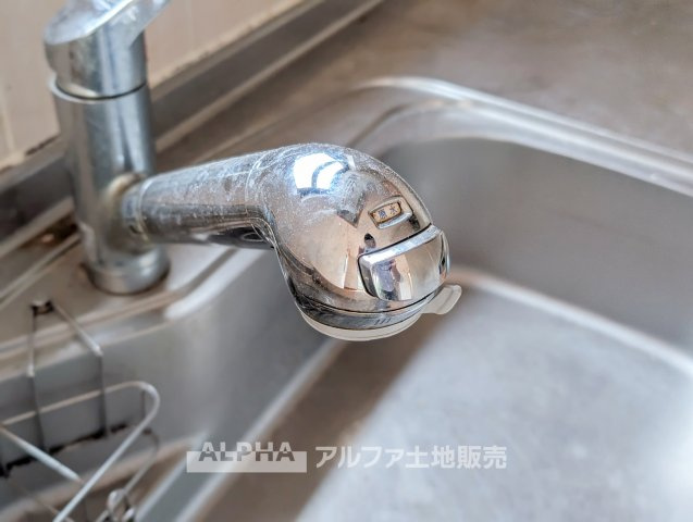 【Clean　Water】◆毎日の水を手軽に浄水◆　飲み水や料理に使う水を手軽に浄水。キッチンでの調理や飲料水の準備に役立つ設備です。