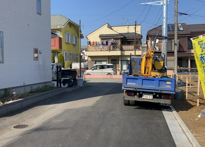 眺望を気にして物件を探す場合、前面に建物が建っていないか現地で確認しましょう！前面に建物があると景色はもちろん、日当たりや風通しにも影響が出てきます。住んだ時のことを想像しながら現地見学をしましょう。
