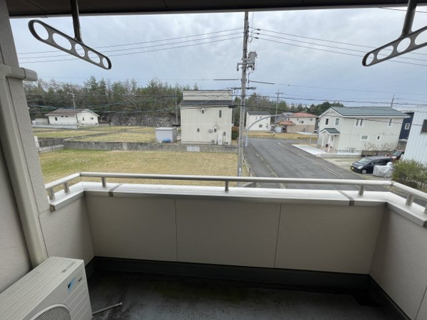【入野中山台五丁目　戸建のバルコニー】