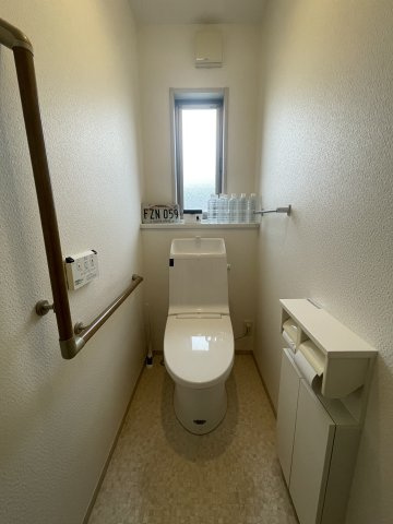 【入野中山台五丁目　戸建のトイレ】