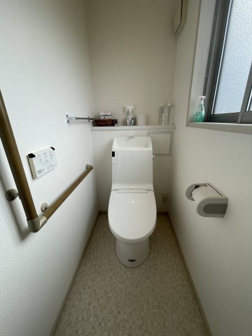 【入野中山台五丁目　戸建のトイレ】