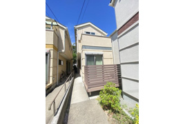 「2沿線×オープンテラス」六角橋中古戸建の外観