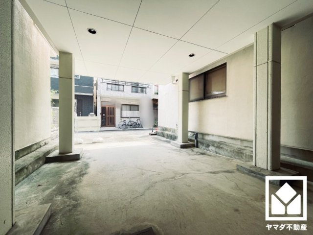 「大庄小学校」まで徒歩5分。低学年のお子様の通学にも無理のない距離です。