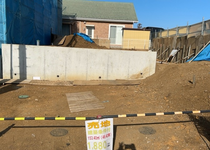 物件の詳細については、現地を見てわかること以外に、役所や法務局などで調べないとわからないことがあります。そのため、現地に行く場合は、もしこの物件を買ったらどのような生活ができるかをイメージしましょう。