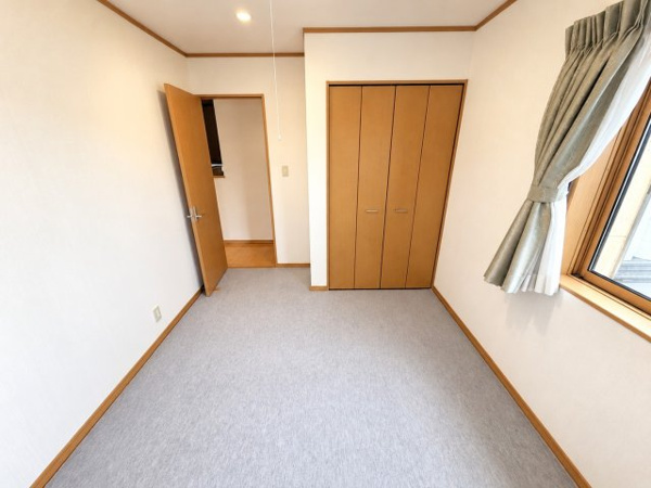 【中古戸建 新潟市秋葉区小須戸の洋室】
