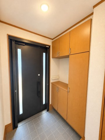 【中古戸建 新潟市秋葉区小須戸の玄関】