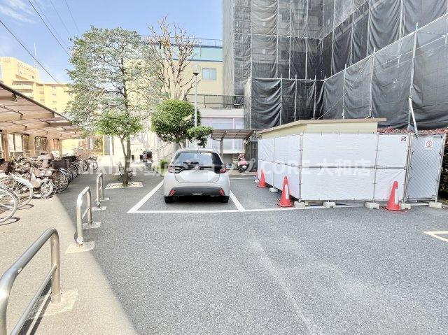 自転車やバイクなど、ゆとりのある敷地で置き場所に困ることはないでしょう。