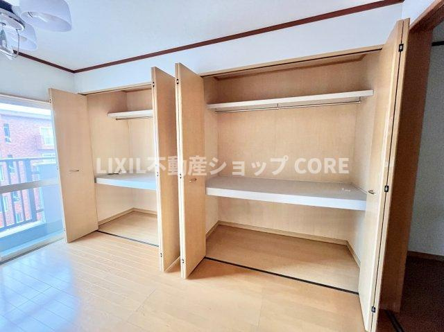 全居室に収納を完備しておりますので、居室の全空間を有効活用出来ます。　