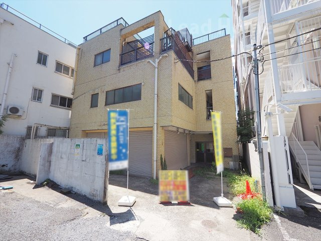 周辺に高い建物がなく開放感のある現地です！心地よい風が通り抜け爽やかな朝を迎えていただけます♪