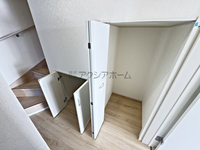 1Fホール収納