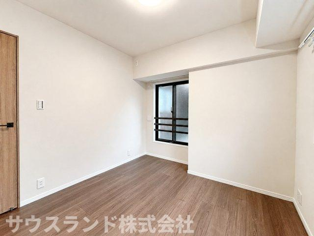 お子様にとっての初めての「自分だけの部屋」ベットや勉強机も楽に置けます。