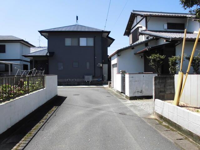 前面道路幅員4ｍ、間口7．7ｍ