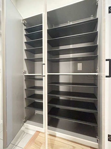 【池袋住宅（サトミビル）の収納】