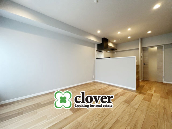 【池袋住宅（サトミビル）の居間】