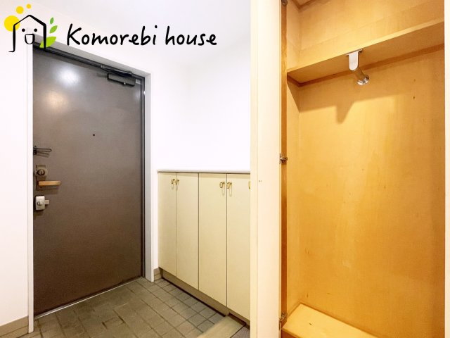 ゆったりとした玄関です