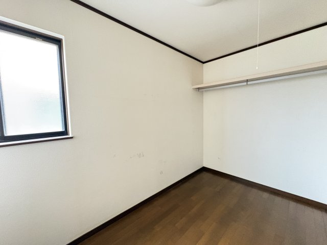 WICがあるので収納家具を減らすことができ、お部屋をより広々とお使いいただけます。