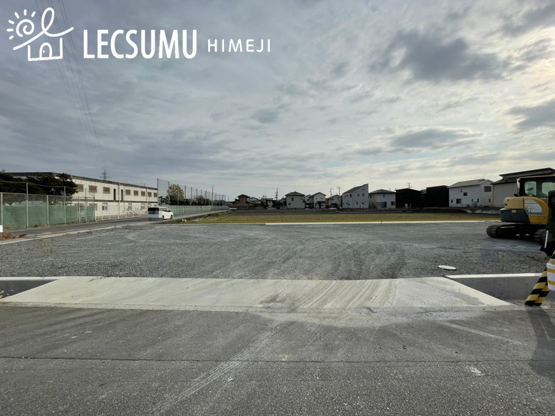 外観：328000606911