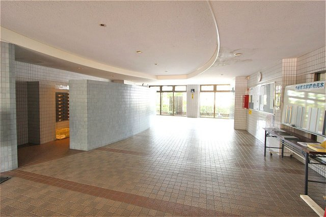 エントランスホール