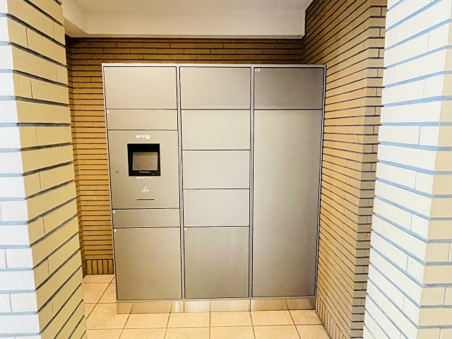 ～不在時の荷物受け取りに大変便利な宅配BOX～