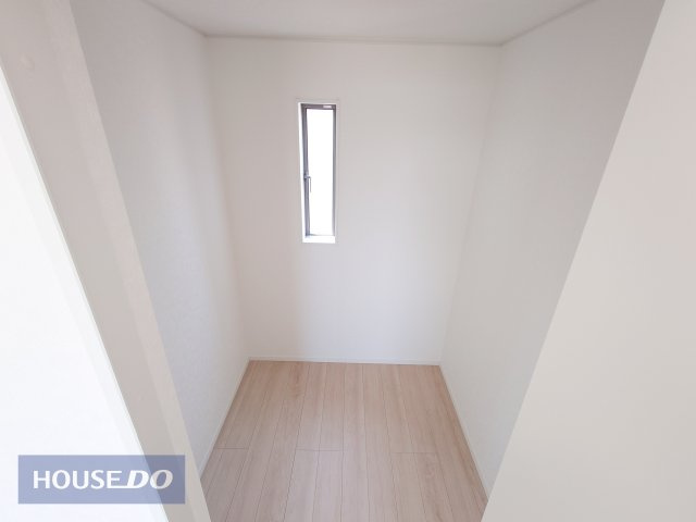 【収納】現地完成写真。しっかり収納がついております！
