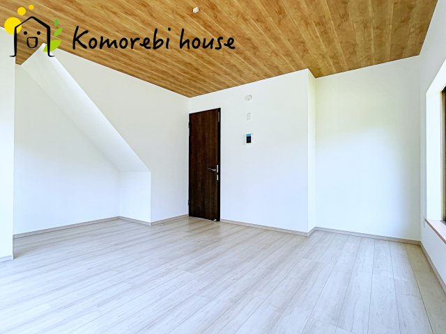 個人の部屋や寝室として使える洋室です