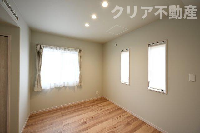 子ども部屋にピッタリな2階の洋室です！
