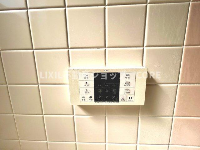 ボタン一つで簡単にお湯張り完了！すぐにくつろぎの時間が過ごせます。