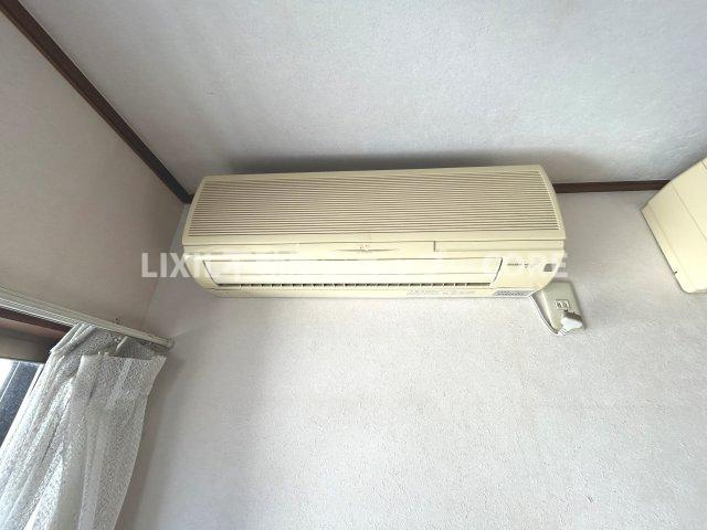 エアコン付きで1年中快適にお過ごし頂けます。お引越しの初期費用を抑えることができる嬉しい設備です。