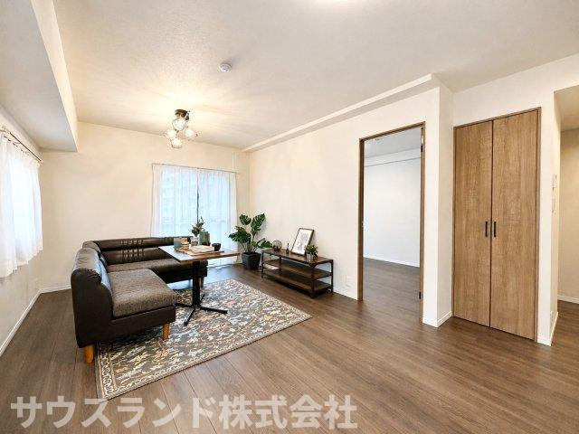 家族や友人との大切な時間を過ごせる、温かみのある空間。