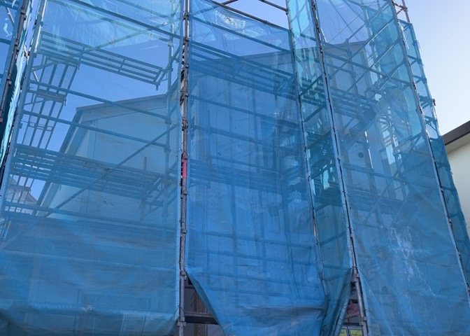 内装はとにかくおしゃれなものがいい！と選ぶ前に、まず住んだ後のことを想像してみましょう。住んでみたらコンセントの位置が悪くて使いにくいなど出てきます。事前にどの家電をどこに置くか想定しておきましょう。