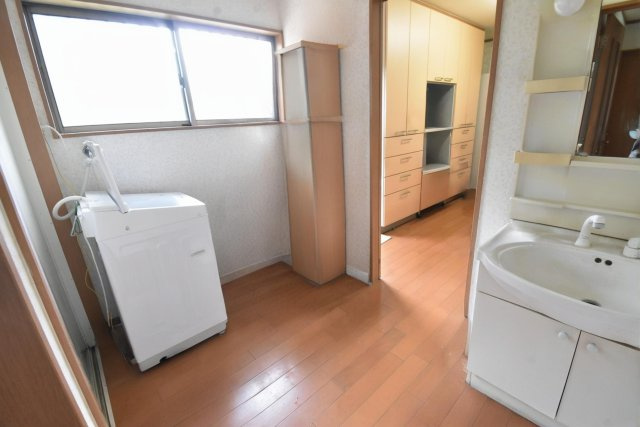 一部、AI家具を使用しています。