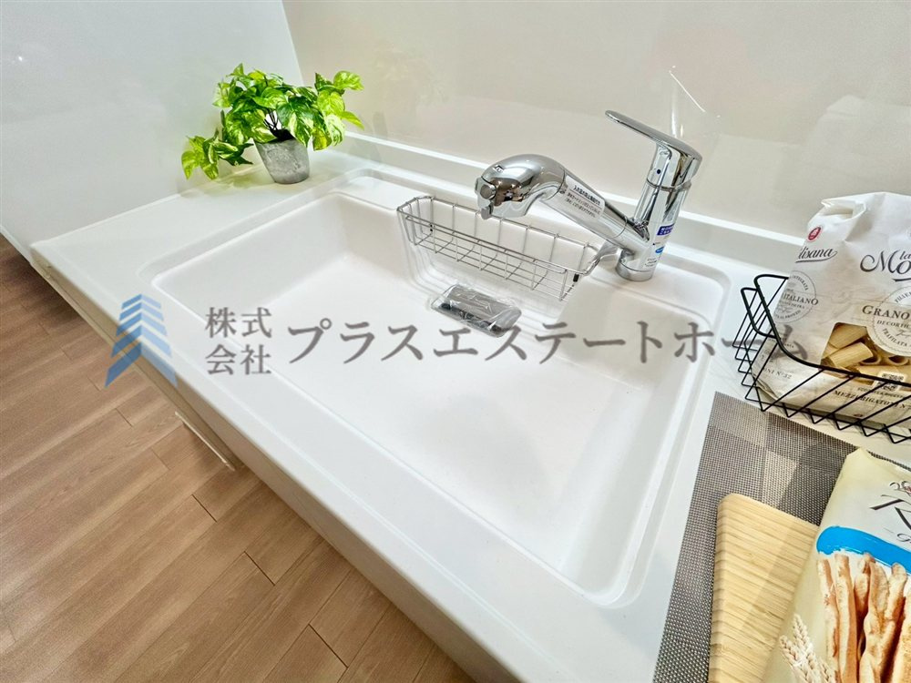 天板と一体型のシンク♪つなぎ目がないのでお掃除も楽々です♪