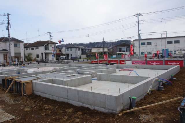 令和8年3月28日撮影　建築中