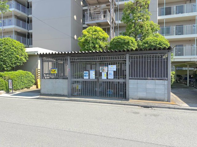 ゴミ置き場