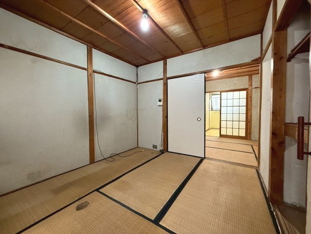1F約6帖和室：リフォームをお楽しみいただけます♪