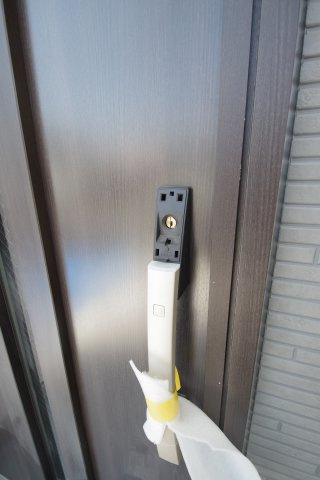 玄関扉はカードキー