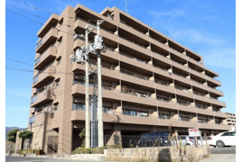 サーパス渡橋浜山通りの外観
