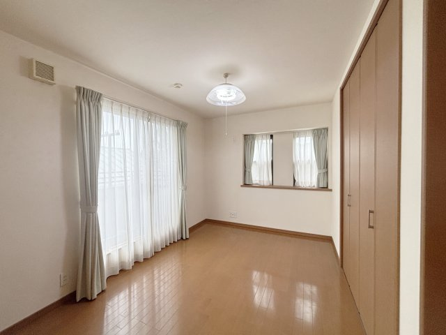 洋室約6.0帖？