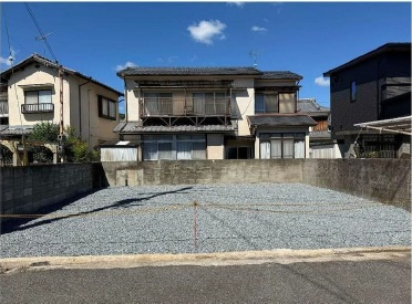 外観：328000684034