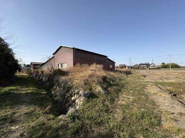 東側幅員約2.2ｍ公道に約50ｍ接す