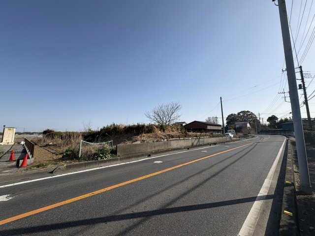 西側幅員約10ｍ公道に約50ｍ接す