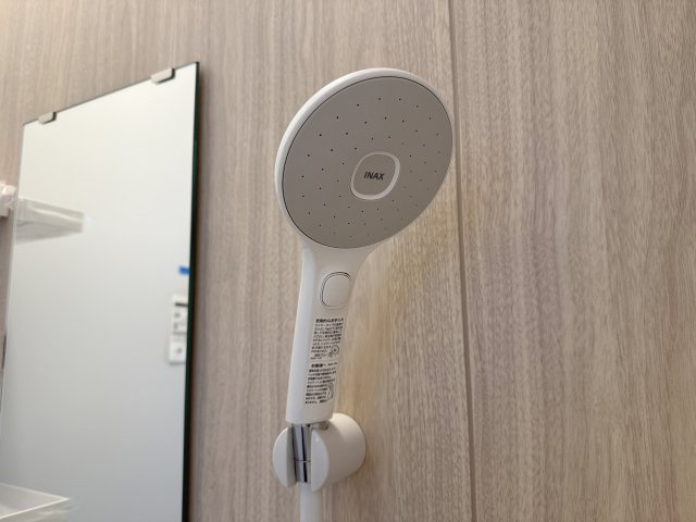 エコアクアシャワー仕様です。節水できます。