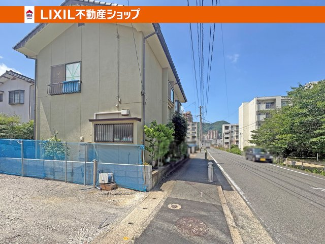 北西側　公道　幅員8.3ｍ