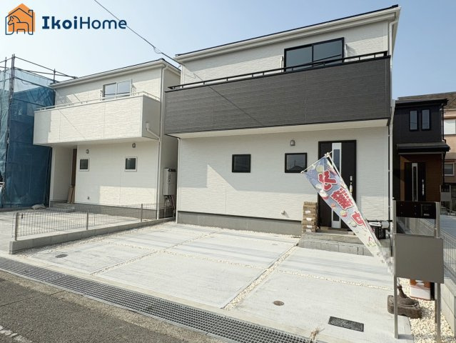 ◆同社施工例◆リビングは長方形で家具を配置しやすい間取りとなっております。
