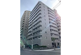 エスリード難波の外観